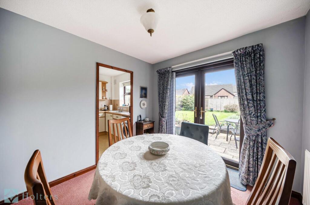 House in Llandrindod Wells - More