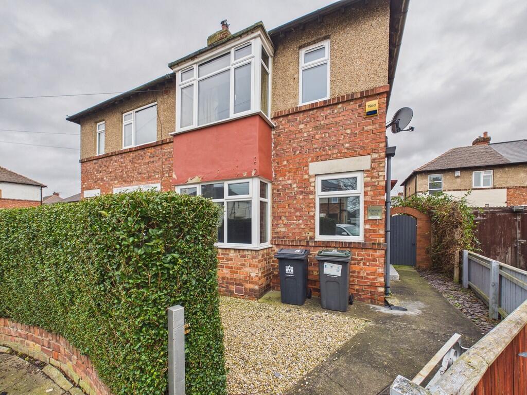 2-bed semi-detached on Audrey Grove, Darlington, £95,000