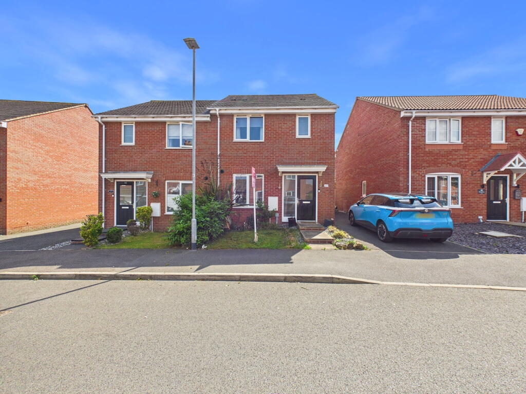 Main image of property: Bluebell Wood Lane, Clipstone Village, Mansfield, NG21 9GB