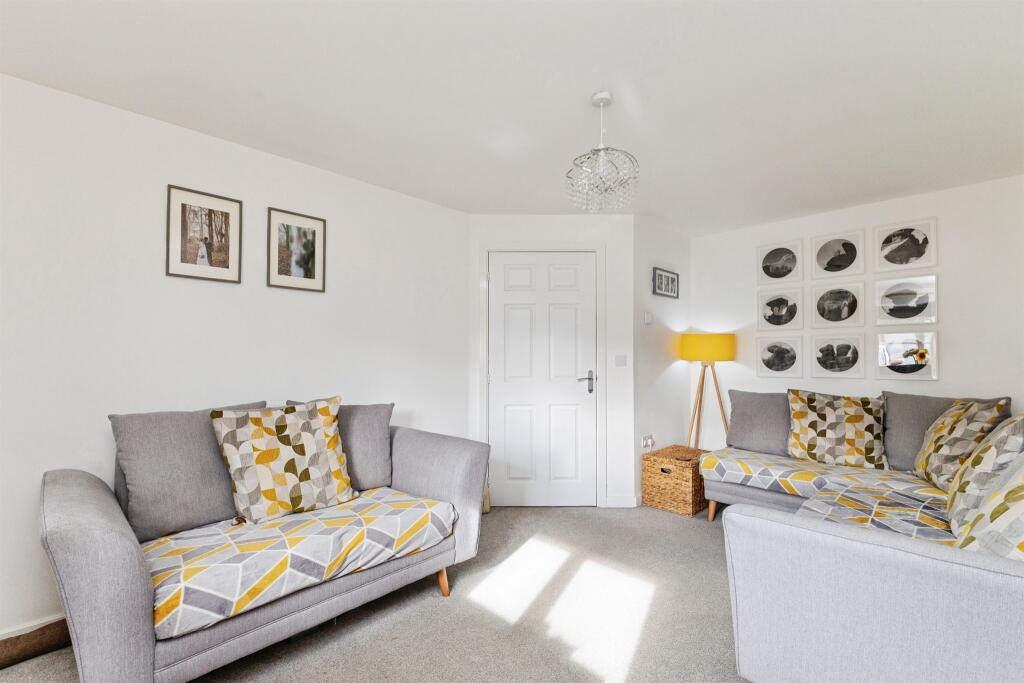 House in Middlesbrough, Stainton and Thornton - View 5