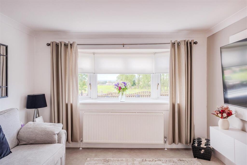 House in Motherwell, North Lanarkshire - View 5