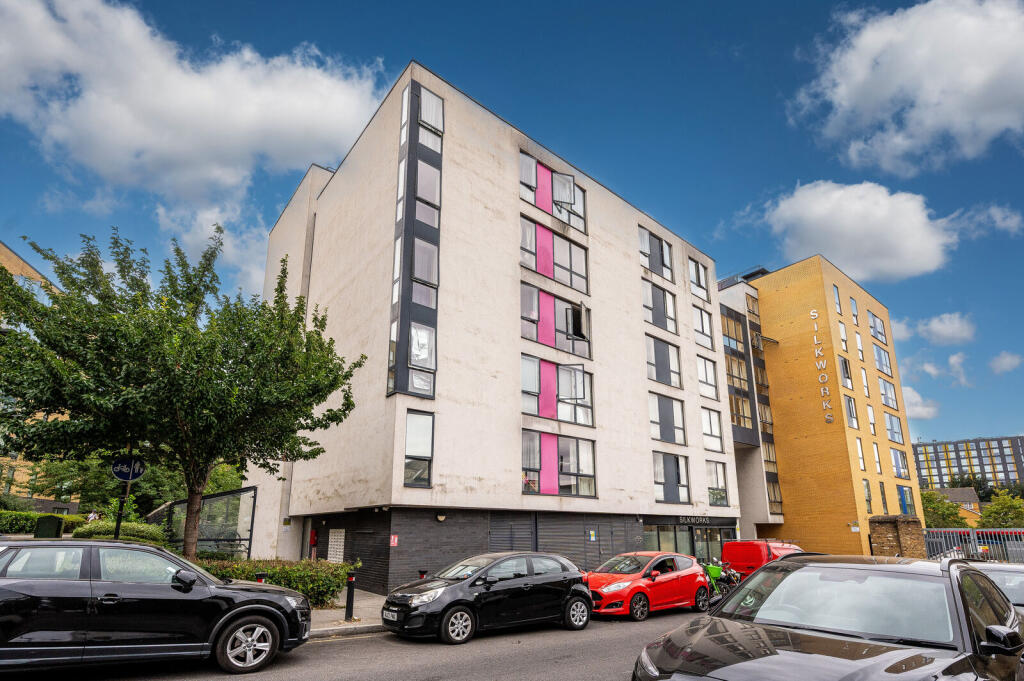 Apartment in London - View 2