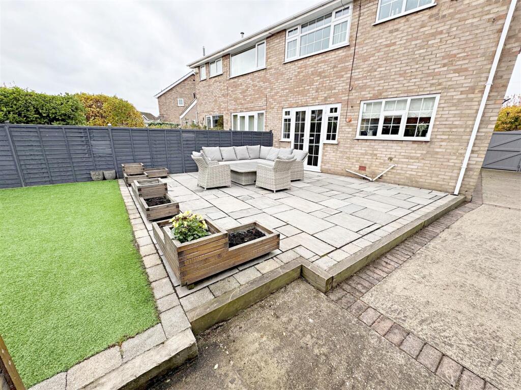 3-bed semi-detached on Gayton Road, Cleethorpes, N. E. Lincs, DN35 0HN, £255,000