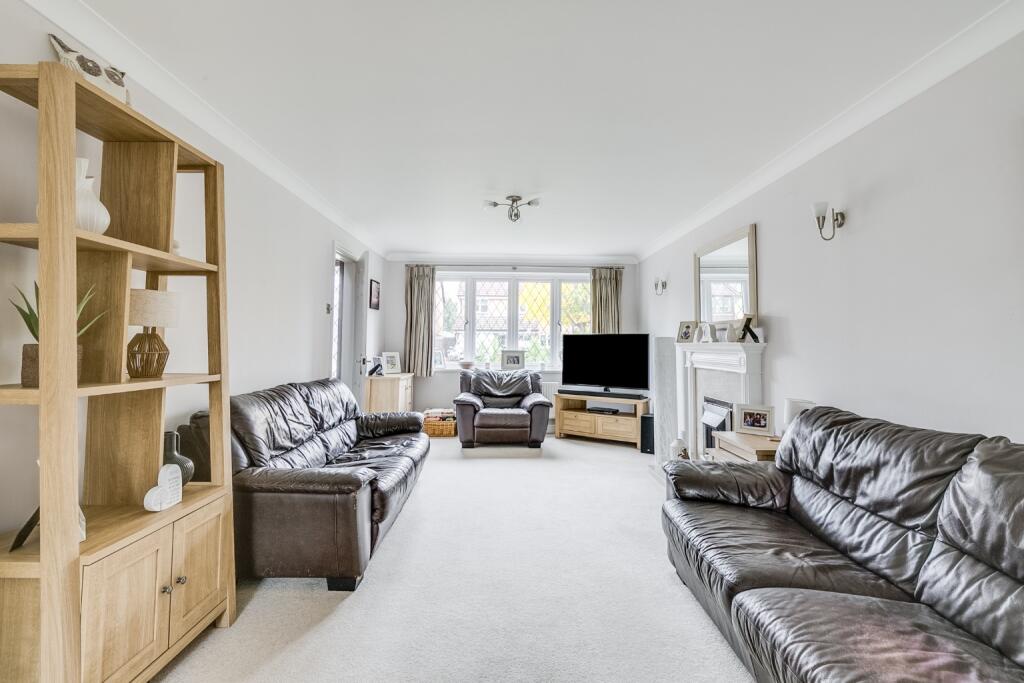 House in Welwyn Garden City, Panshanger - More
