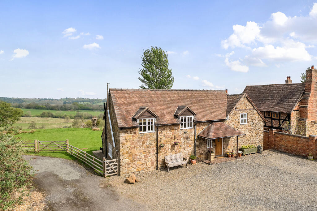 Main image of property: Hopton Wafers, Kidderminster