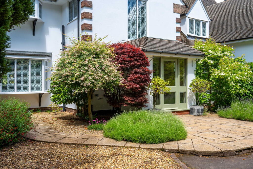 Moor Hall Drive, Sutton Coldfield, B75 6LP photo 4