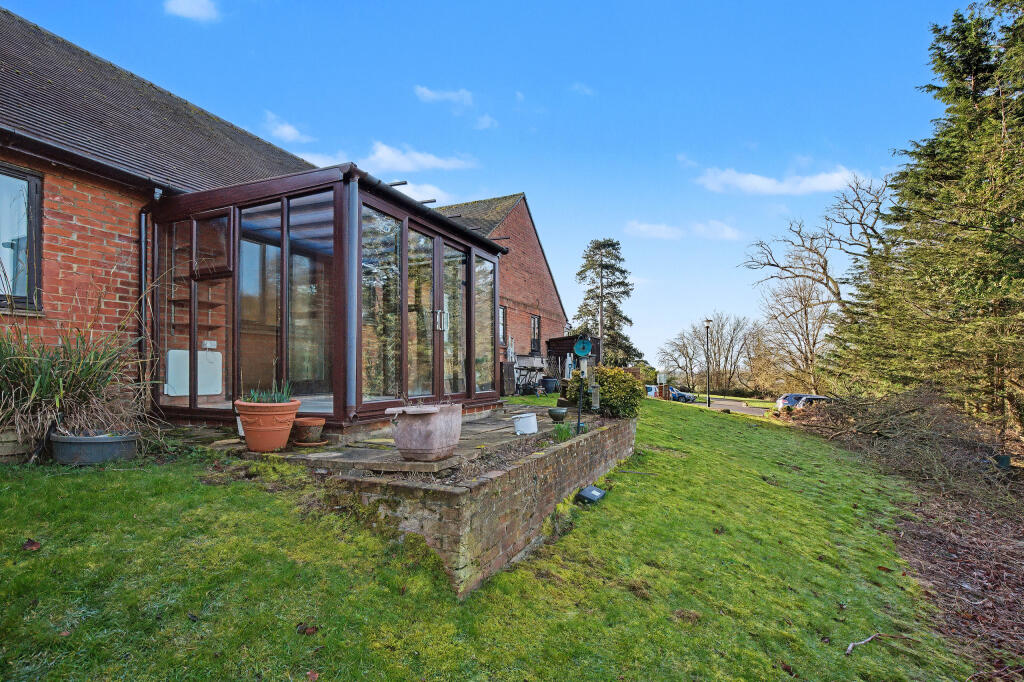 Main image of property: Eynsham Road, Farmoor, Oxfordshire