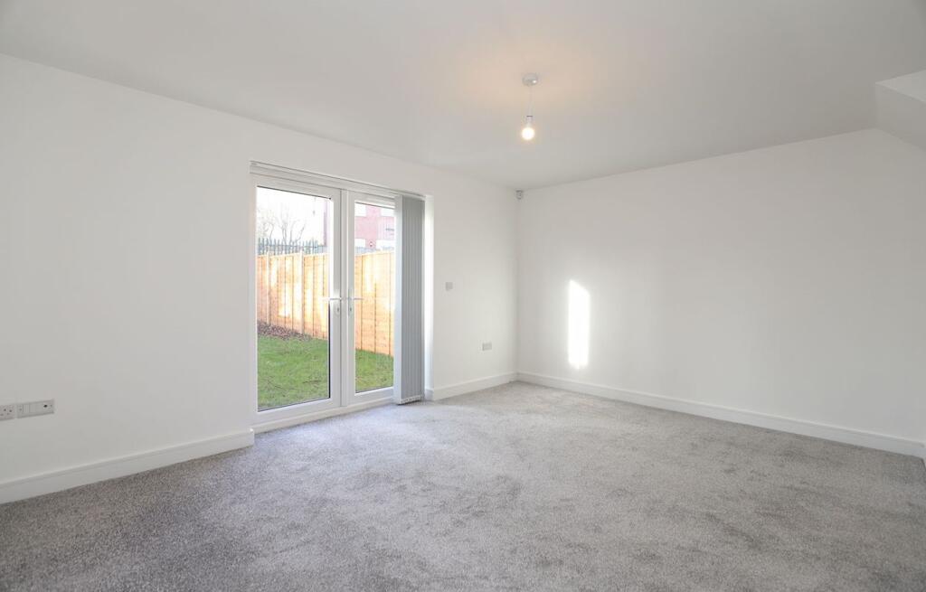 House in Chesterfield, Stonegravels - View 3
