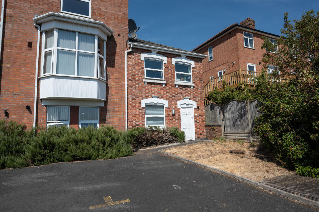 Main image of property: Tunnel Hill, Worcester, Worcestershire