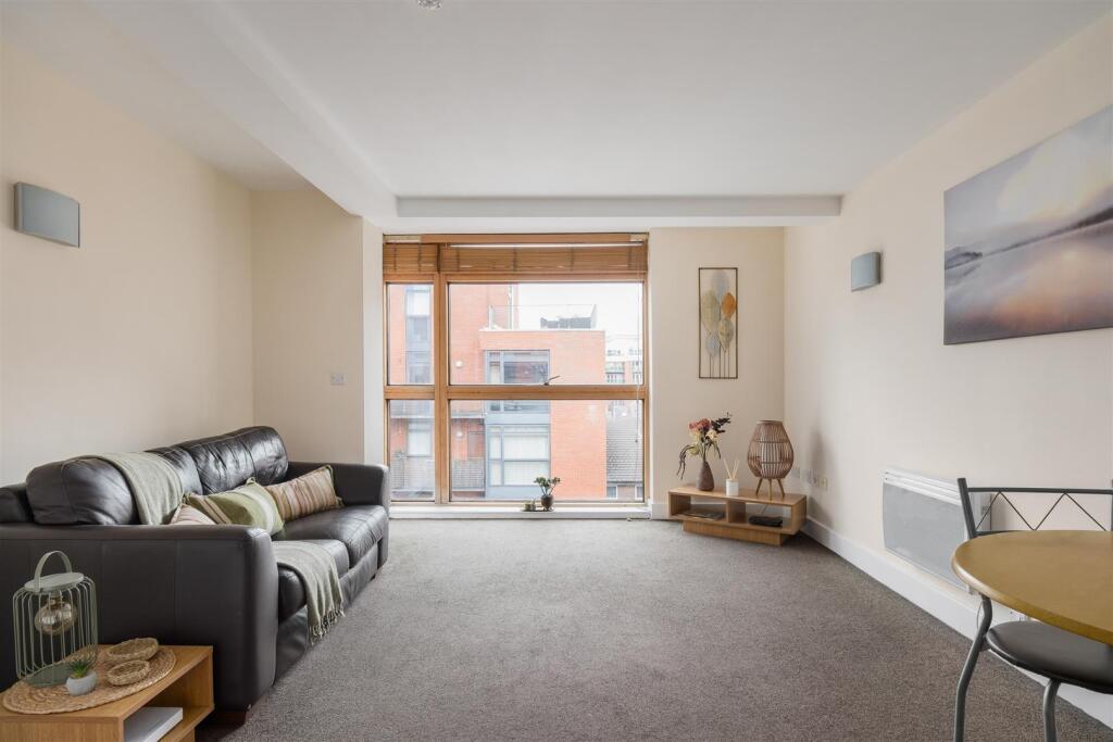 Apartment in Sheffield - View 4