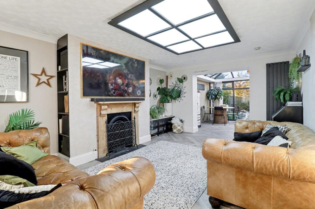 Ratcliffe Road, Hedge End, SO30 photo 3