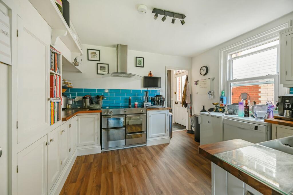 House in Tonbridge - View 4