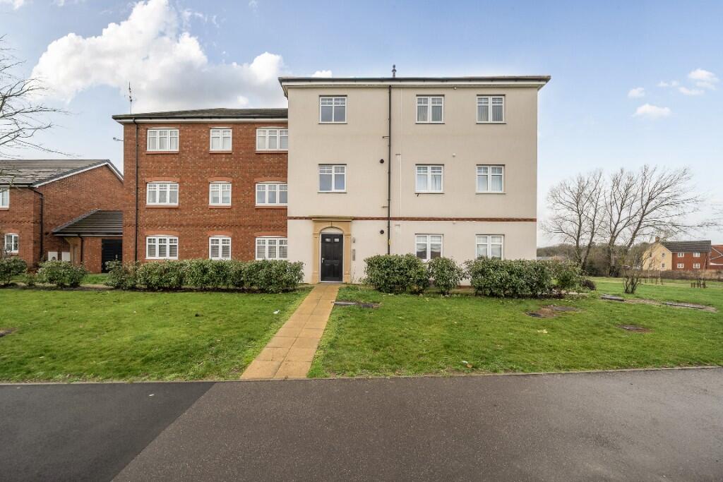 Main image of property: Harebell Gardens, LU5