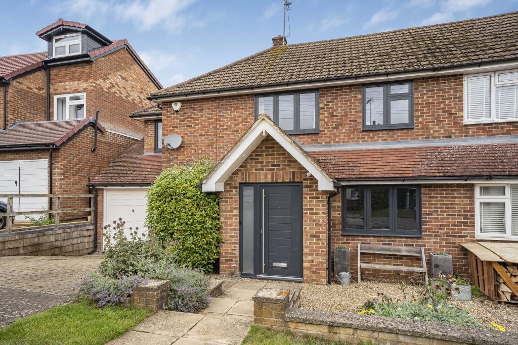 Main image of property: Springfield Crescent, Harpenden, AL5