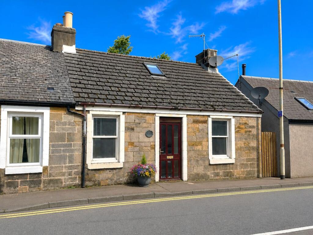 Main image of property: 206 High Street, Kinross, KY13