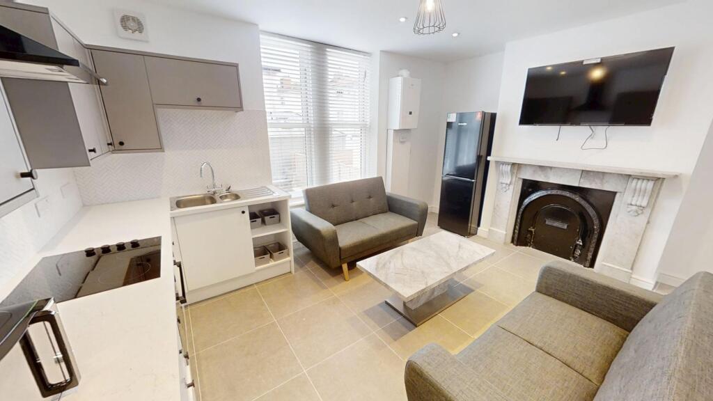 Main image of property: Osborne Villas, Bristol, BS2