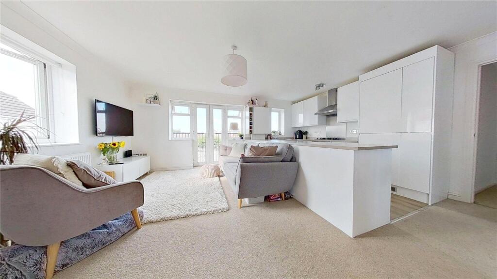 Apartment in Adur, Lancing - View 2