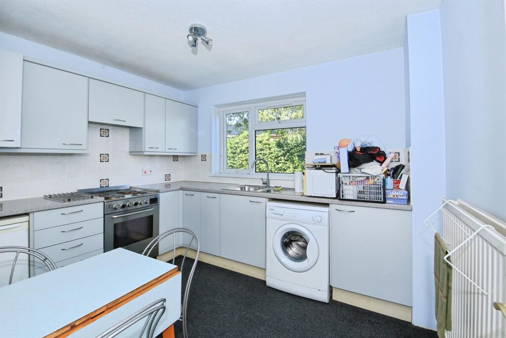 Apartment in Huntingdonshire, Yaxley - View 2