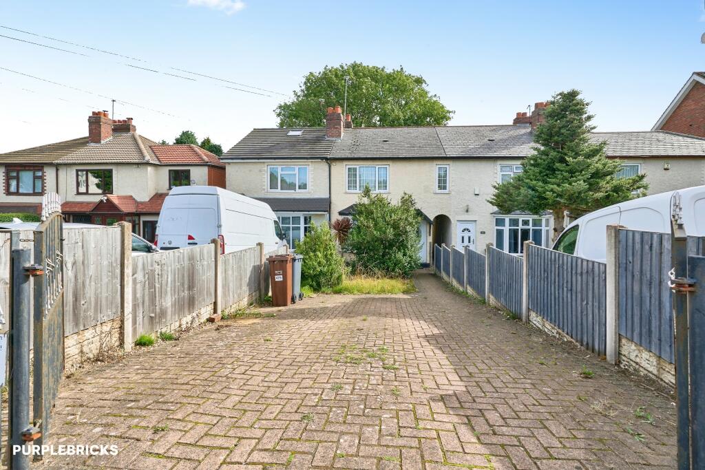 House in Wolverhampton, Sedgemoor Park, Woodcross