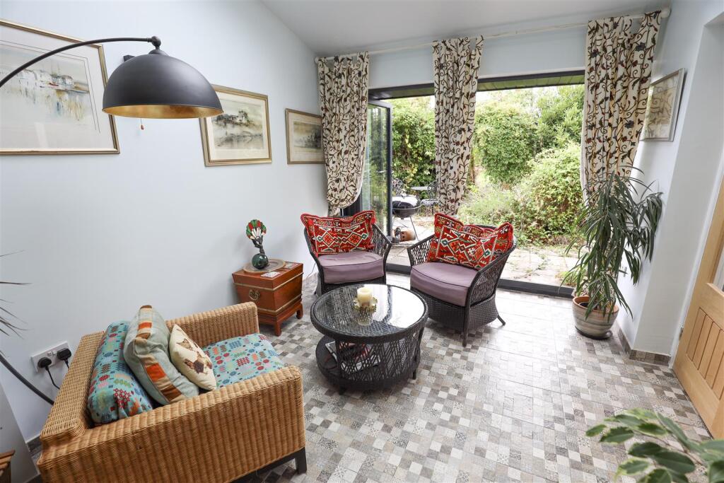House in Cardiff - More