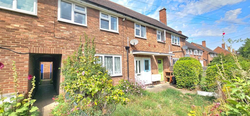 Main image of property: Gray Road, Cherry Hinton, Cambridge, CB1