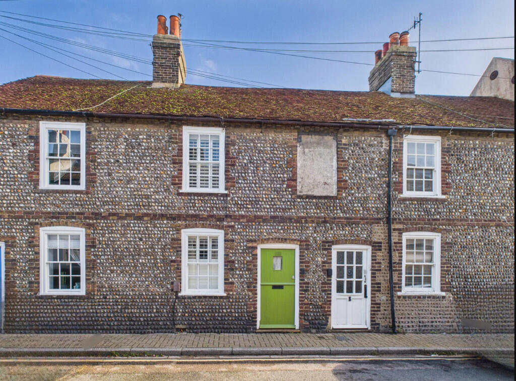 Main image of property: West Street, Shoreham-by-Sea, BN43 5WG