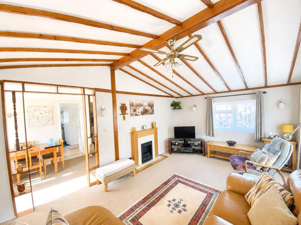 Pippin Close, Orchard View Park, Herstmonceux, Hailsham, BN27 photo 3