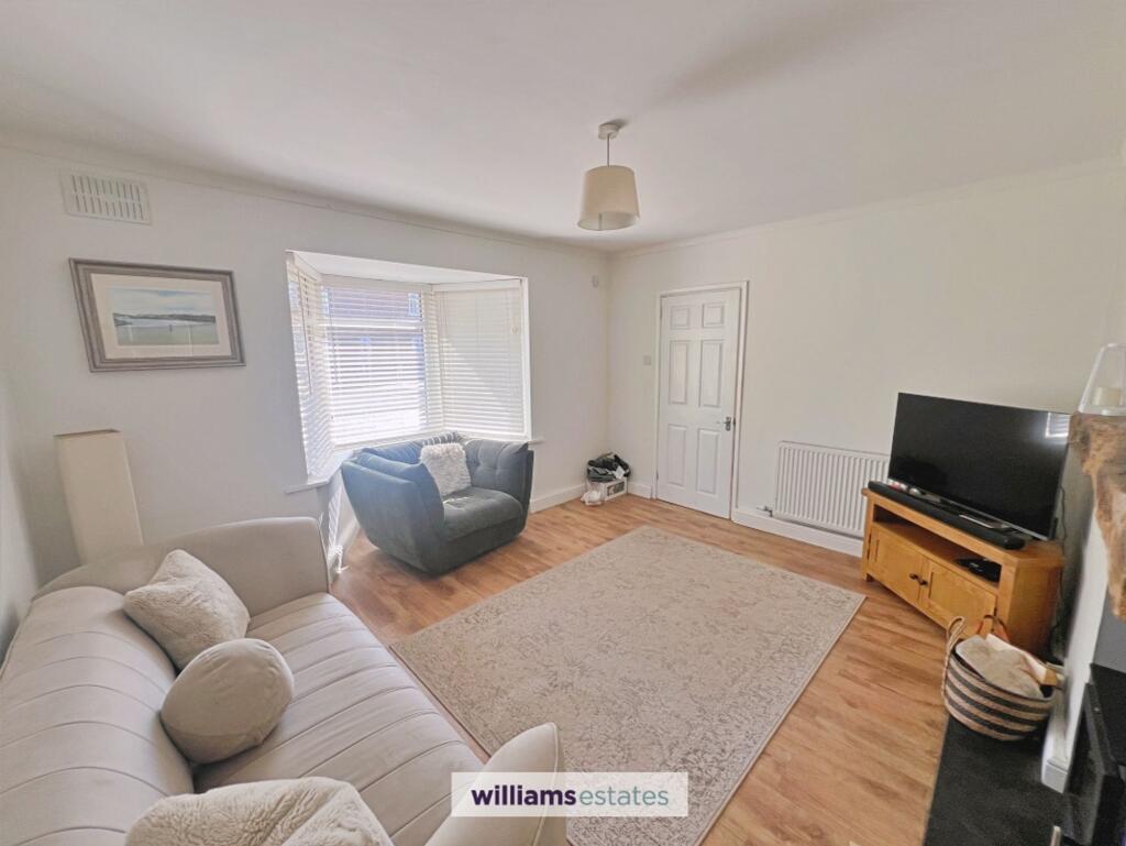 House in Pen-y-ffordd, Flintshire - More