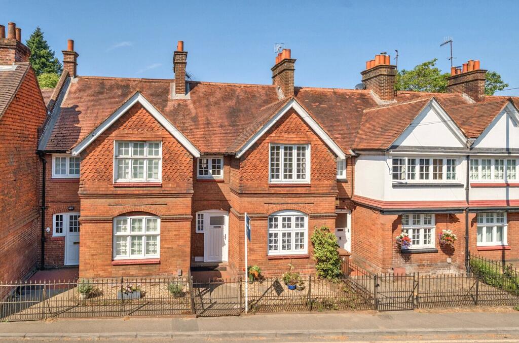 Main image of property: Portsmouth Road, Guildford, Surrey, GU2
