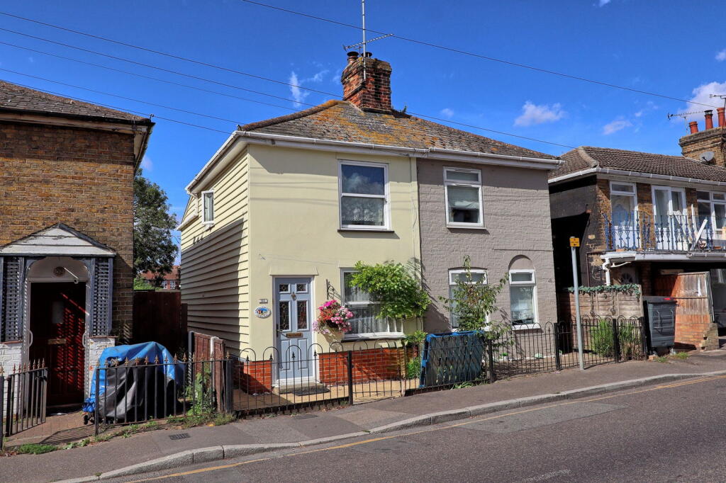 Main image of property: Mill Road, Maldon, CM9 5HZ