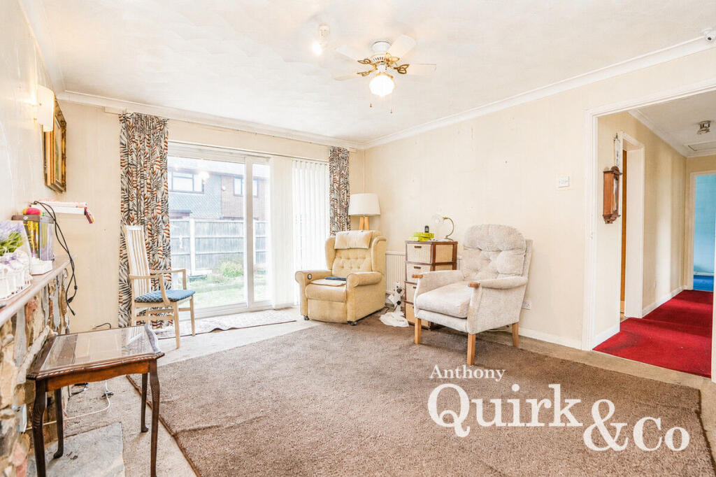 House in Castle Point, Canvey Island - View 5