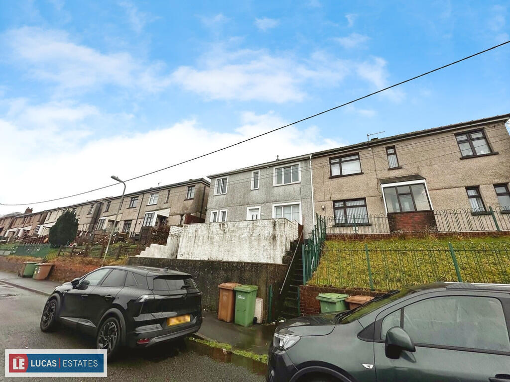 Tan Y Bryn, Senghenydd, Caerphilly photo 3