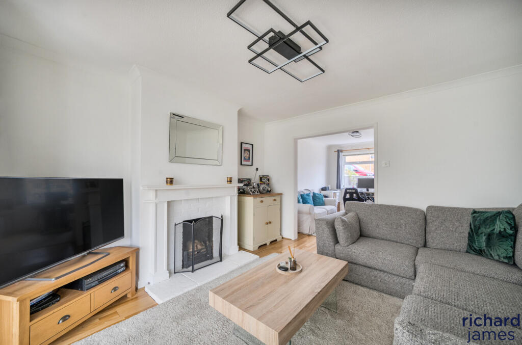 Waite Meads Close, Purton, Swindon, SN5 photo 2