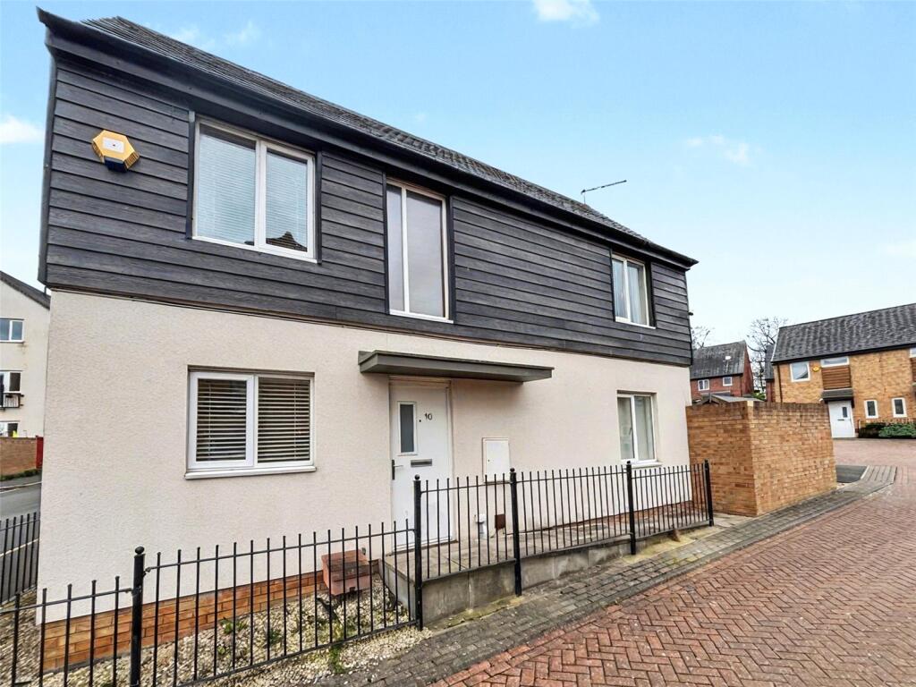 Main image of property: Parkside View, Seacroft, Leeds, West Yorkshire, LS14