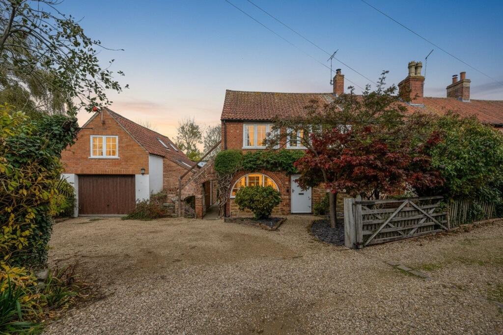 15 Church Lane, Stathern, LE14 photo 4