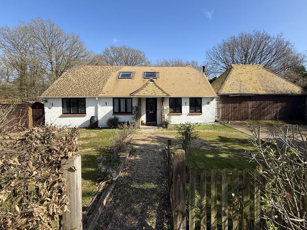 Main image of property: Shadoxhurst