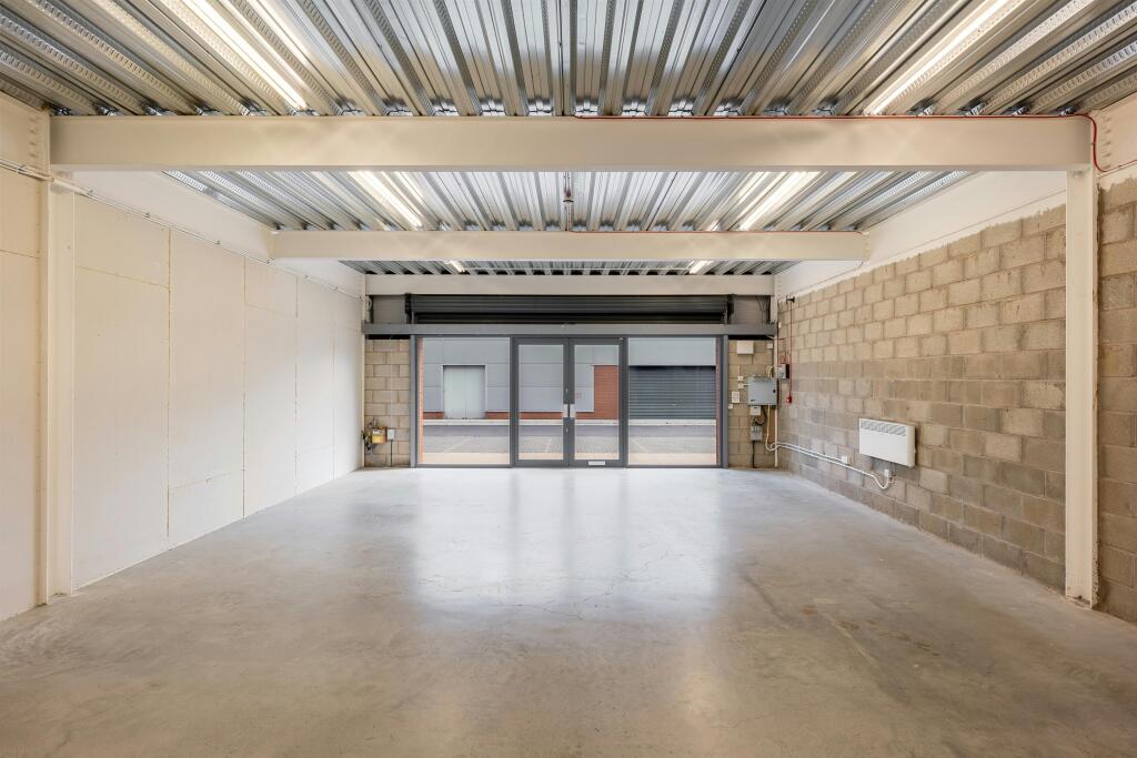 BroughtonInternal3.jpg