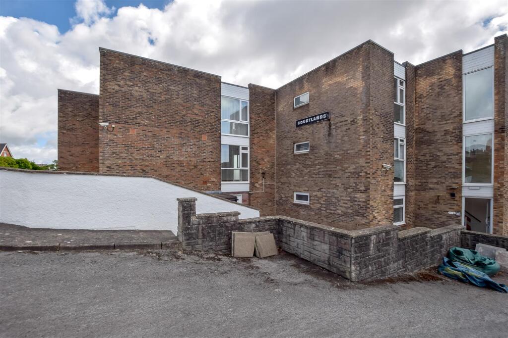 Main image of property: Park Road, Barry