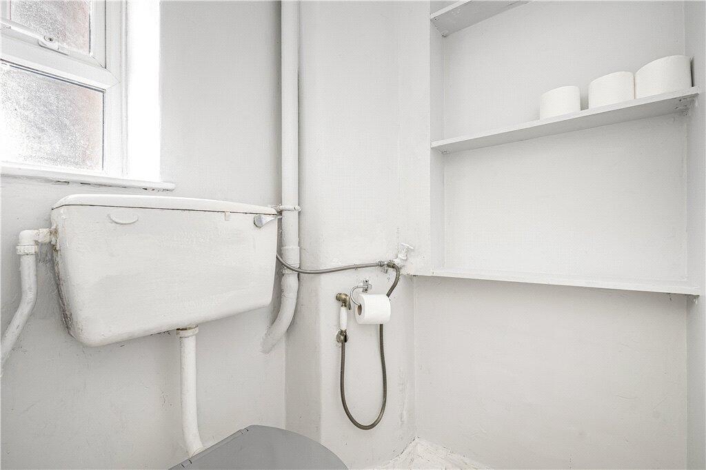 1 bedroom maisonette for rent