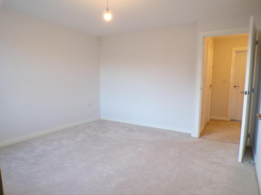 Spring Valley Way, Failsworth, Manchester photo 3