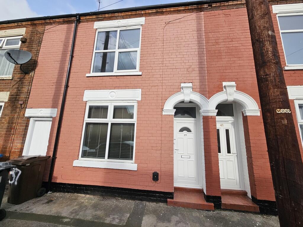 Main image of property: Middleburg Street, Hull