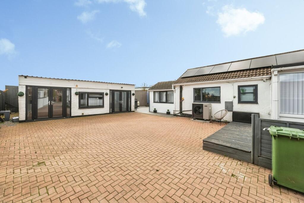 Main image of property: West Park Drive, Darrington, Pontefract, WF8