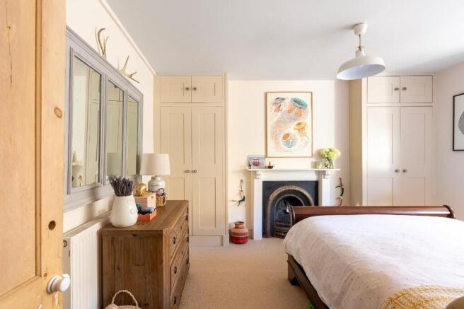 G1F6DRCN - Bedroom H.jpg
