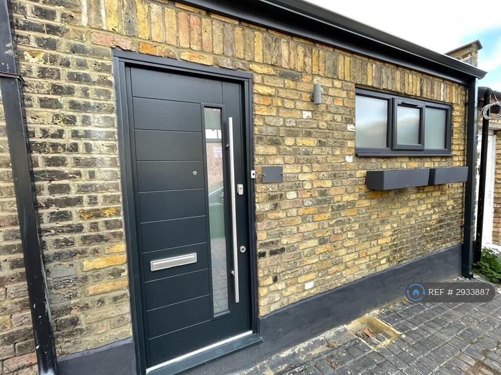 Main image of property: Chingford Road, London, E17