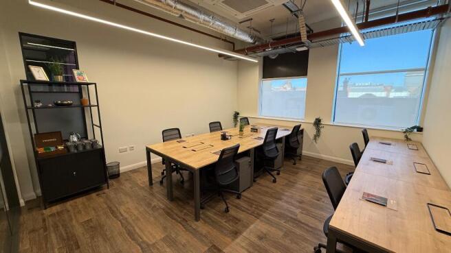 7 - 9 Person Office