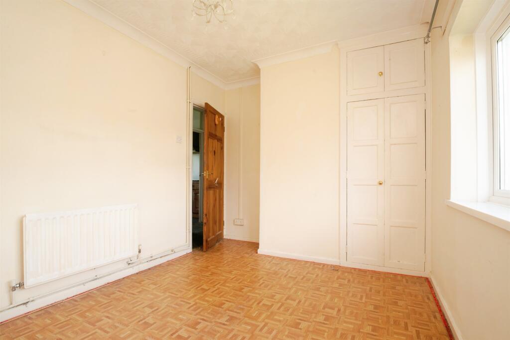 Templeton Avenue, Llanishen, CARDIFF photo 4