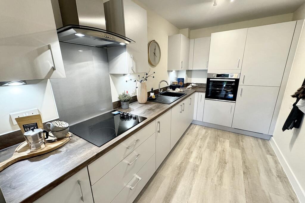 Apartment in Wimborne Minster, Dorset - View 4