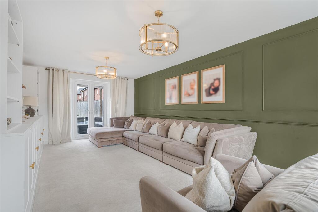 House in Wakefield - View 4