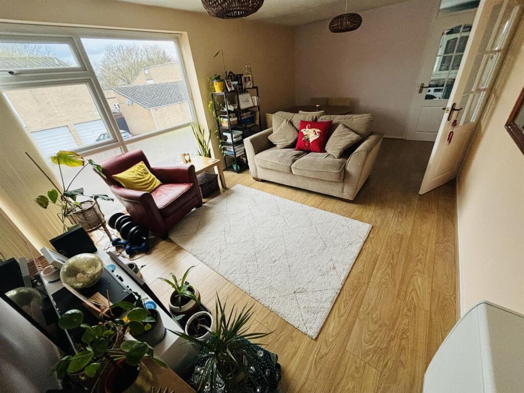Blakelands Avenue, Leamington Spa photo 2