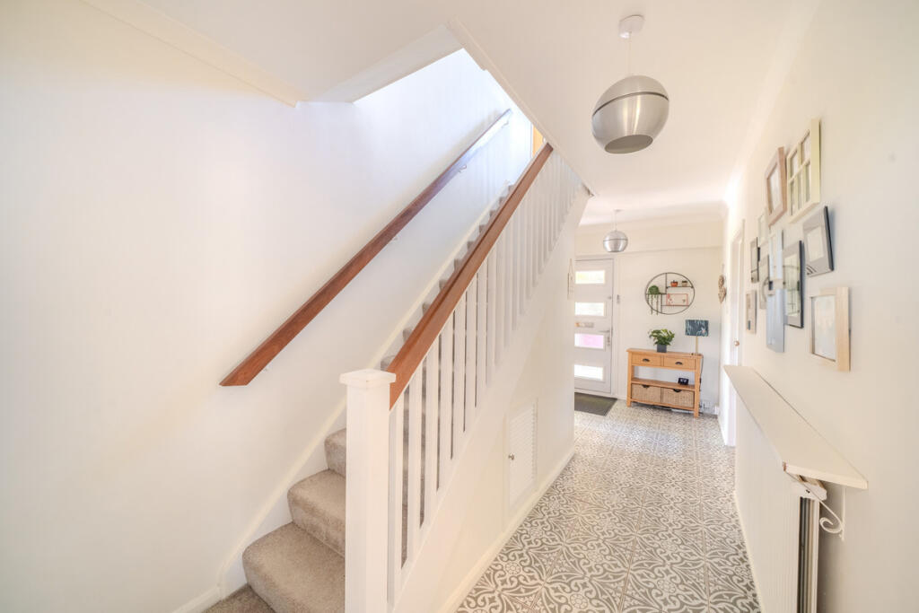 St. Lawrence Road, Chepstow, NP16 5 - View 4
